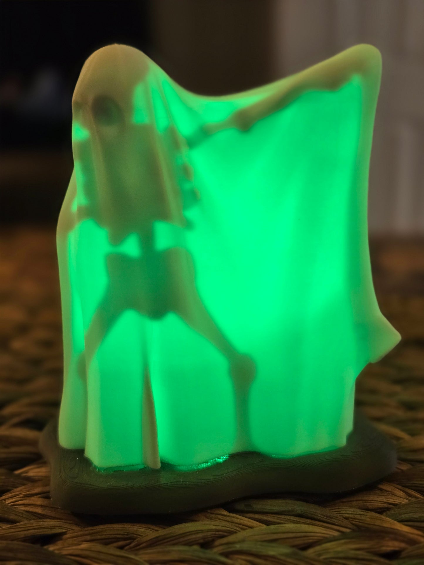 Un Dabbing Ghost