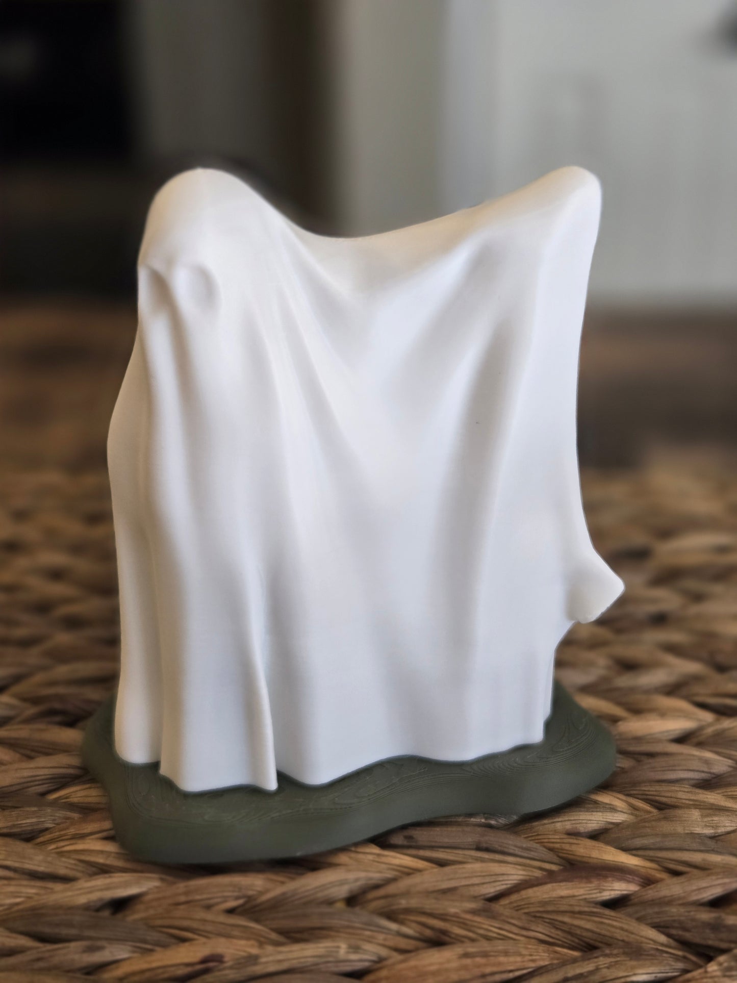 Un Dabbing Ghost